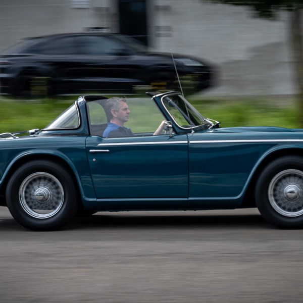 Triumph TR250