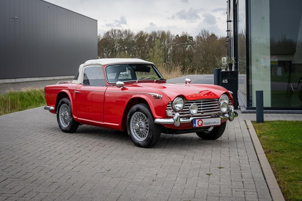 Triumph TR4A