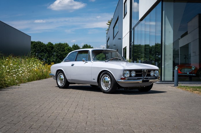 Alfa Romeo 1750