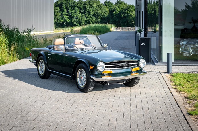 Triumph TR6